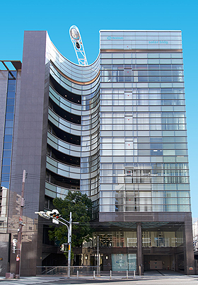 大阪のデザイナーズオフィス・貸事務所、オフィスポート大阪・西本町のあるソーラービル外観